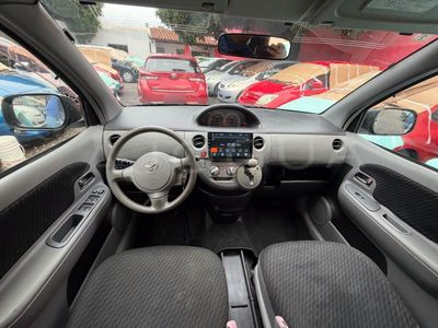 Toyota Sienta miniatura 7
