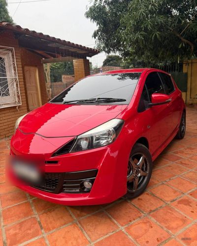 Toyota Vitz thumbnail 1