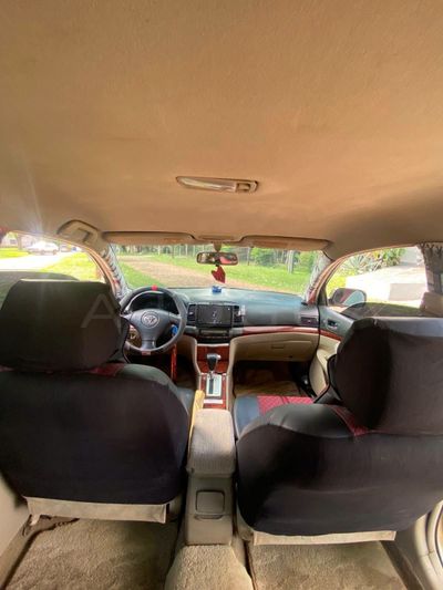 Toyota Premio miniatura 4
