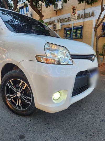Toyota Sienta miniatura 15