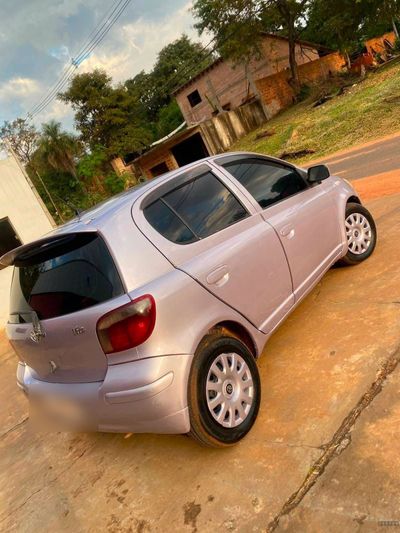 Toyota Vitz miniatura 11