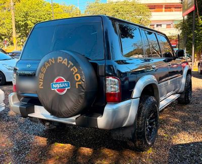 Nissan Patrol miniatura 17