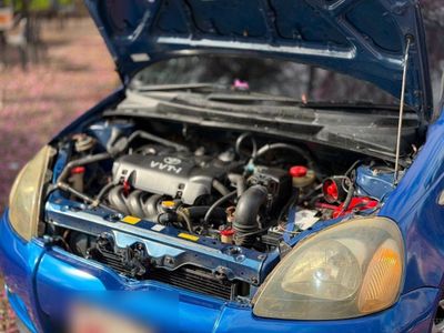 Toyota Vitz miniatura 5
