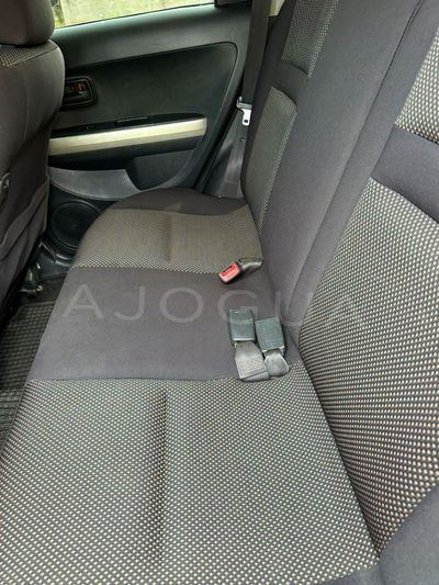 Toyota Ist miniatura 9