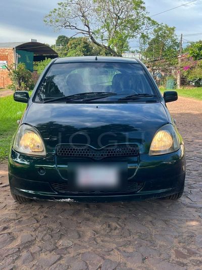 Toyota Vitz miniatura 2