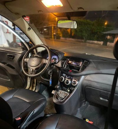 Hyundai i10 miniatura 9
