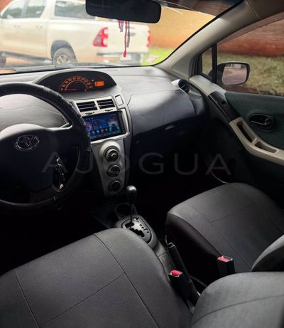Toyota Vitz miniatura 6
