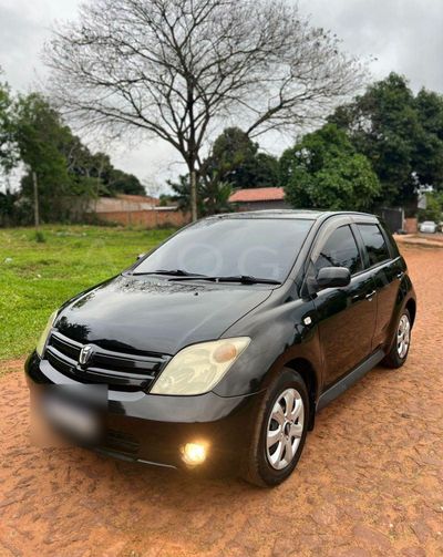 Toyota Ist thumbnail 1