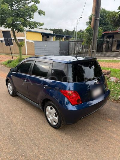Toyota Ist miniatura 6