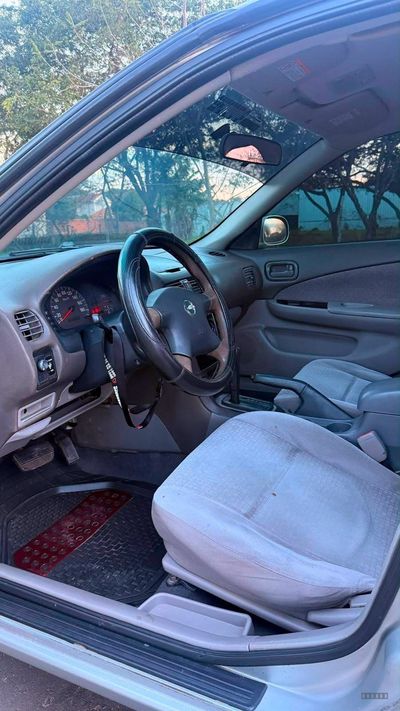 Nissan Sunny miniatura 7