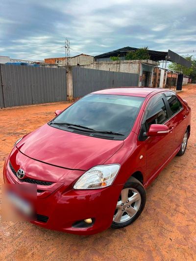 Toyota Belta miniatura 3