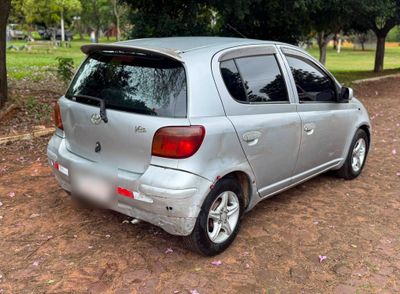 Toyota Vitz miniatura 4