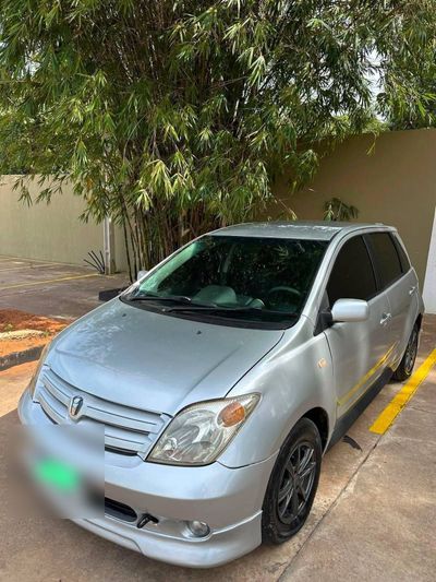 Toyota Ist 2003