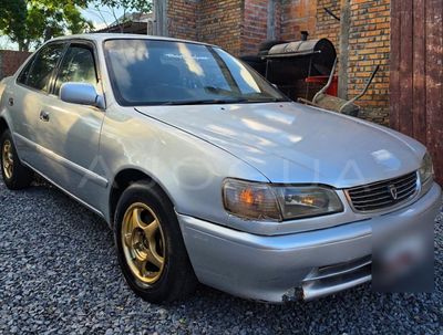 Toyota Corolla miniatura 3