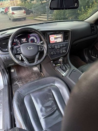 Kia K5 miniatura 8