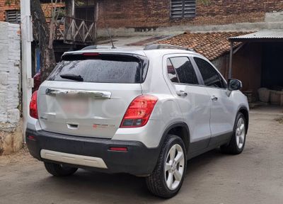 Chevrolet Tracker miniatura 7