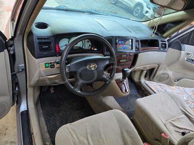 Toyota Corolla Spacio miniatura 6