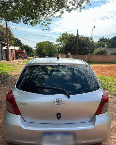 Toyota Vitz miniatura 6