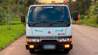 Mitsubishi Canter miniatura 3