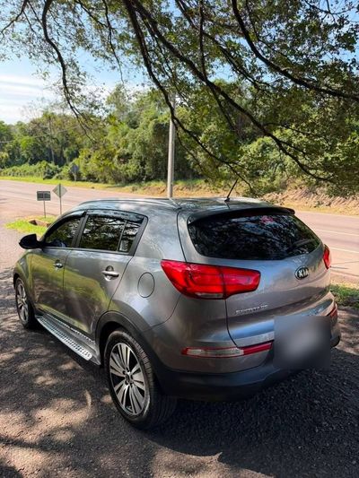 Kia Sportage miniatura 4