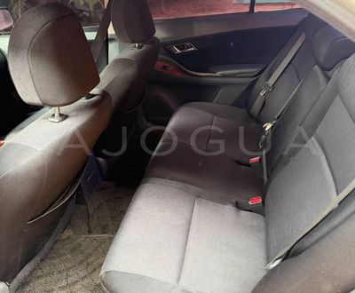 Toyota Allion miniatura 10