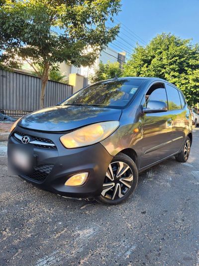 Hyundai i10 thumbnail 1