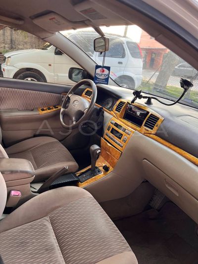 Toyota Corolla miniatura 8