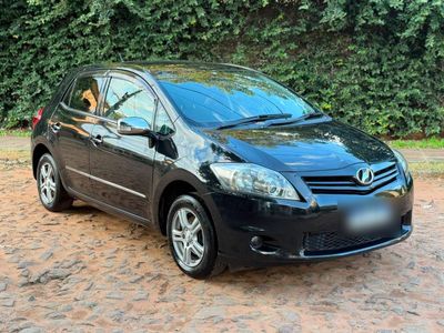 Toyota Auris miniatura 2
