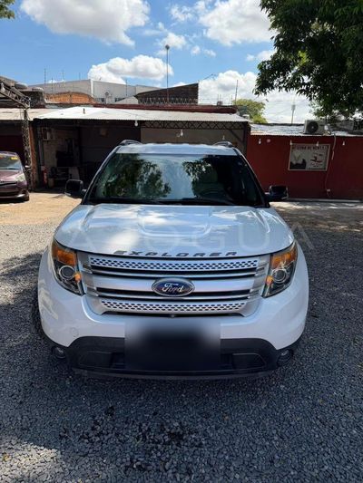 Ford Explorer miniatura 4