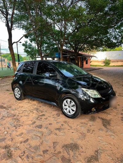 Toyota Ist miniatura 4