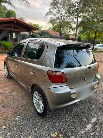 Toyota Vitz miniatura 5