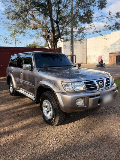 Nissan Patrol miniatura 3
