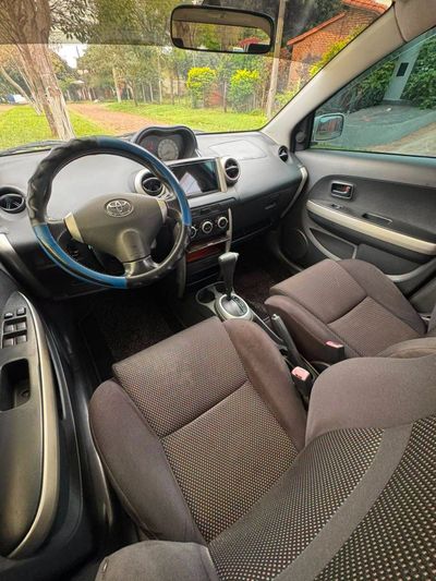 Toyota Ist miniatura 9
