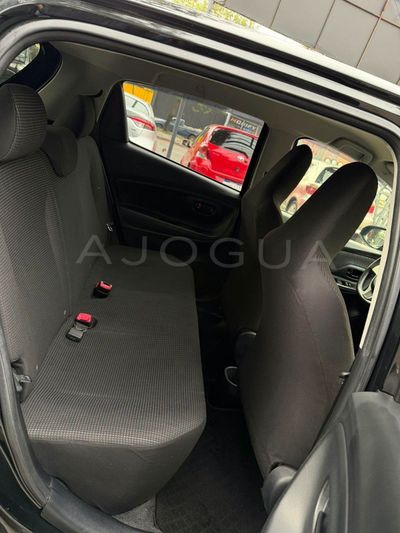 Toyota Vitz miniatura 5