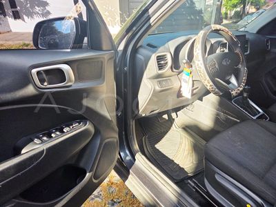 Hyundai Venue miniatura 6