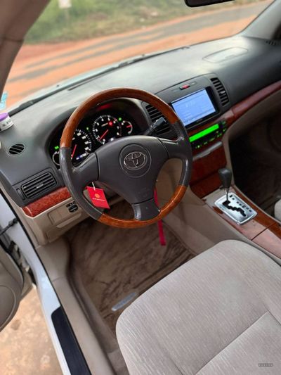 Toyota Allion miniatura 8