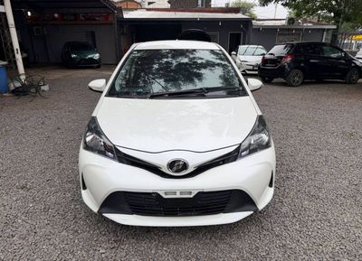 Toyota Vitz thumbnail 1
