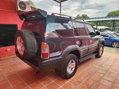 Toyota Prado miniatura 4