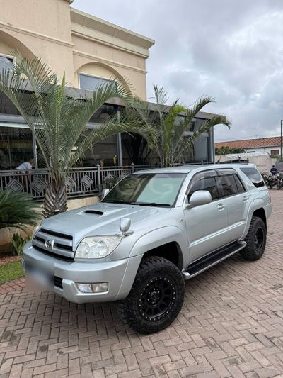 Toyota Hilux Surf miniatura 2