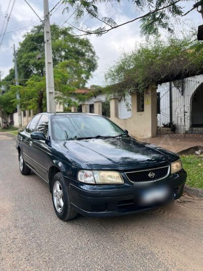 Nissan Sunny miniatura 2