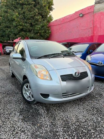 Toyota Vitz thumbnail 1