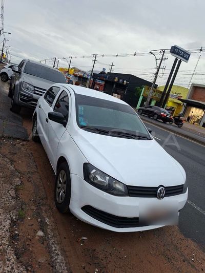 Volkswagen Gol thumbnail 1