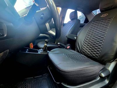 Kia Soluto miniatura 7