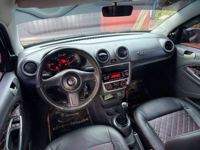 Volkswagen Gol miniatura 7