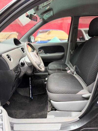 Toyota Sienta miniatura 6