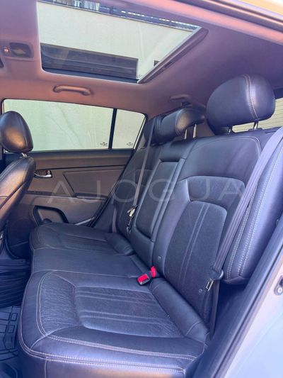 Kia Sportage miniatura 6