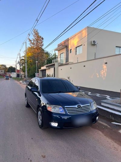 Toyota Corolla thumbnail 1