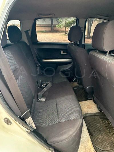 Toyota Ist miniatura 6