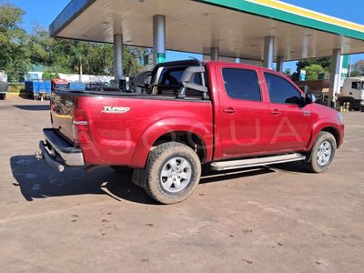 Toyota Hilux miniatura 7
