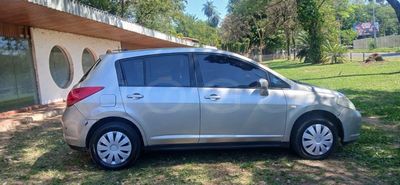 Nissan Tida miniatura 5